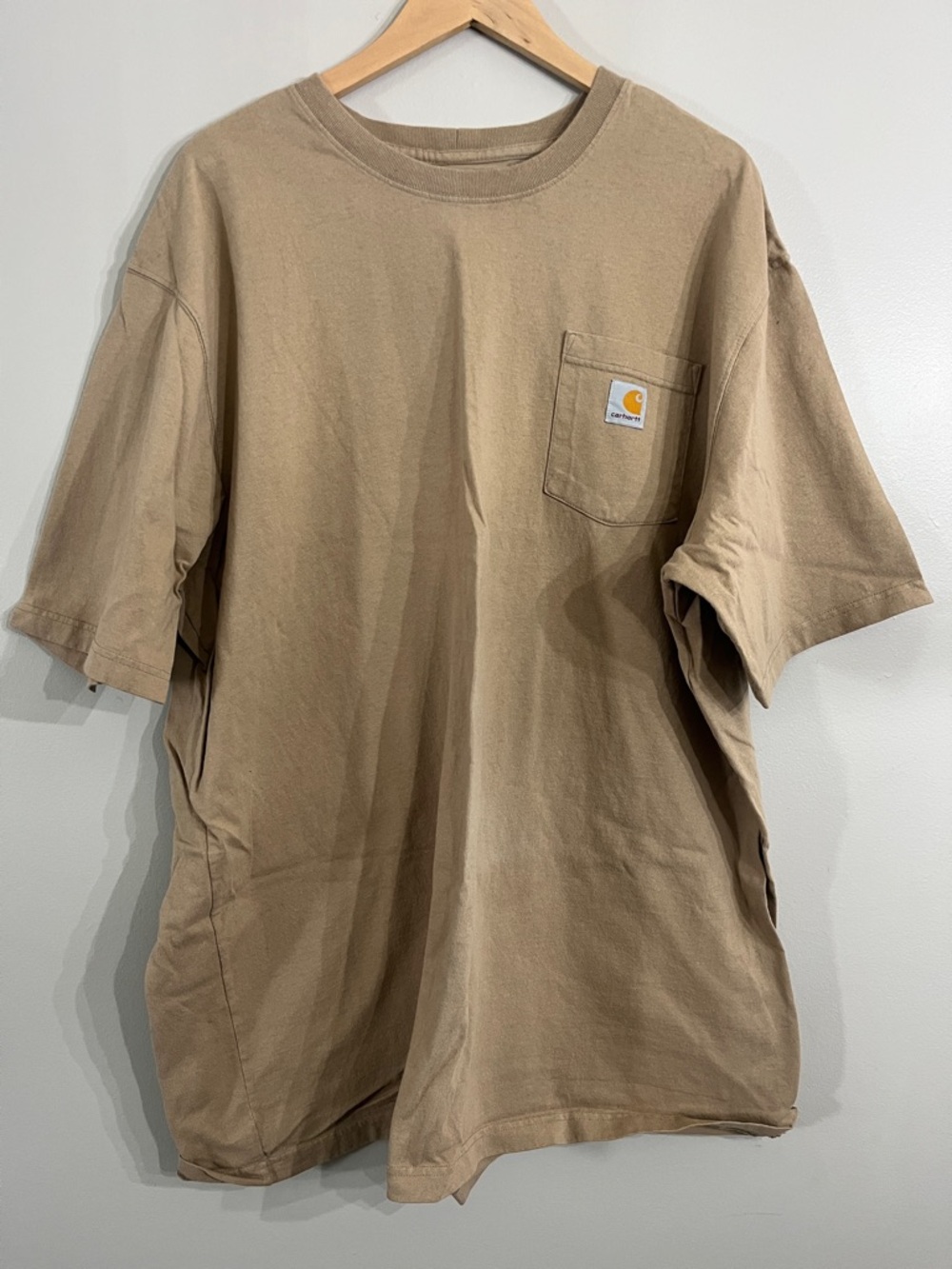 Carhartt Short-Sleeve Pocket Tee in Khaki Tan